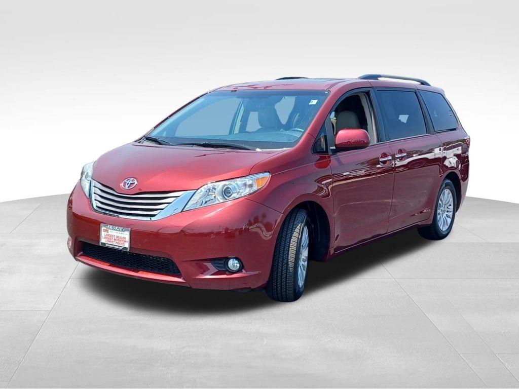 2017 sienna store xle for sale